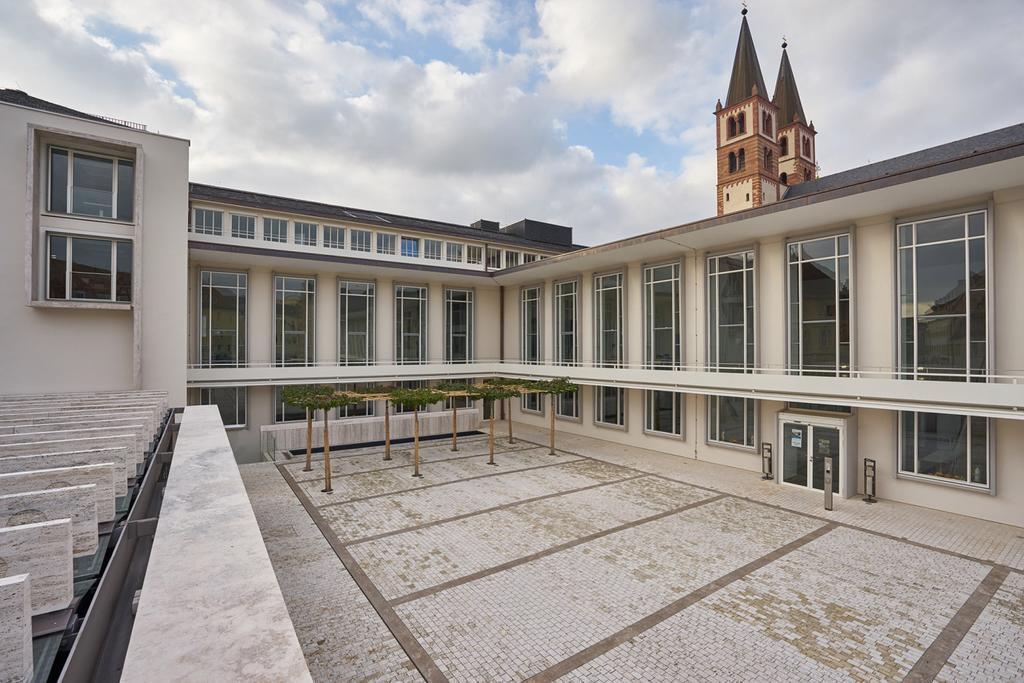 Burkardushaus, Tagungszentrum Am Dom Würzburg Zewnętrze zdjęcie